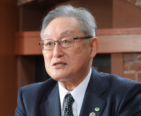 日立製作所 取締役会長 Toshiaki Higashihara